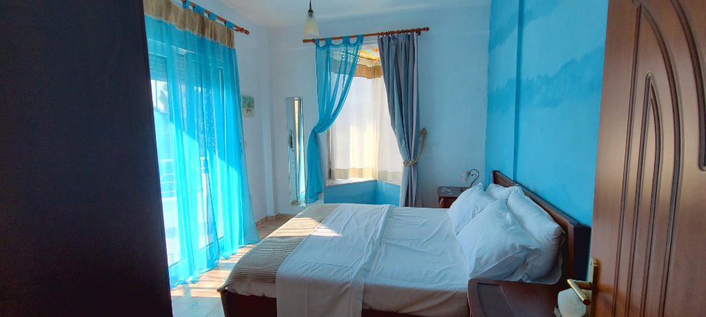 Xeimerini Kaltera apartment interior, lake-view stay at Vegoritida Apartments — photo 18